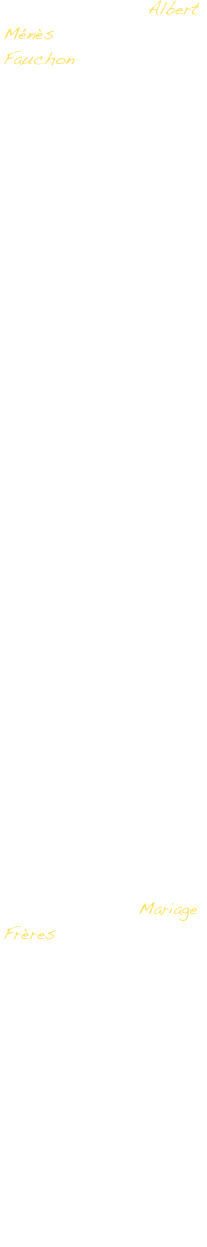 Le confetture di Albert Ménès e le marmellate di Fauchon preparate con antiche ricette francesi di alto livello culinario. Lo zucchero di canna, anzichè quello bianco, dona un sapore meno dolce e nauseante al palato. La frutta di prima scelta, in pezzi generosi, rende le marmellate ancora più golose. 


Le confetture classiche, quali Fragola, Lampone, Ciliegia, Mirtillo, Ribes, Pesca, Albicocca, pera, mora, amarene, i 4 frutti rossi...


Le marmellate di Arancia Dolce e Amara, le Clementine, limone e i Tre Agrumi 


Le gelatine di Petali di Rosa e di violetta


...per i più attenti, le gelatine al Tè di Mariage Frères come Marco Polo, Noel, Bourbon, Montagne d’or,  Pharaon e podrea...





Ed infine, qualcosa di stuzzicante per accompagnare i formaggi...